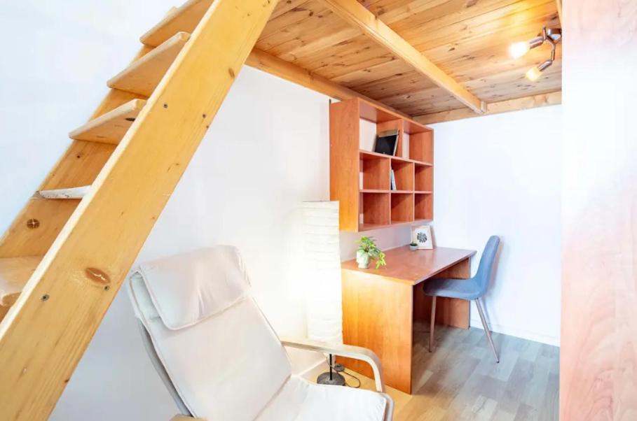 Cityscape Budget Summer Flat Apartment Budapest